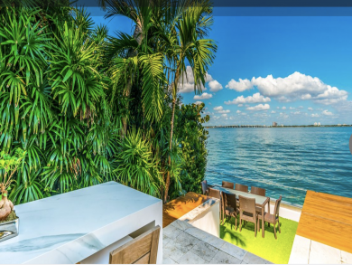 Venetian Beach Ultimate Luxury Villa